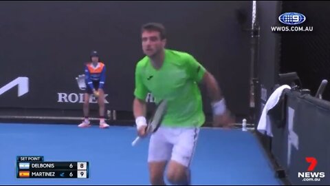 Players rushing to the aid of a ball boy who collapsed at the Australian Open