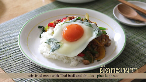phat kaphrao: stir-fried meat with Thai basil and chillies