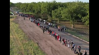 Hundreds Of Illegal Single Adult Men Cross Into Texas