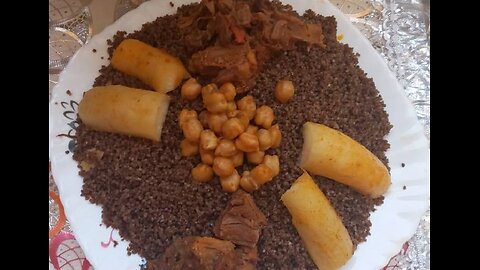 A traditional Algerian dish 🇩🇿 couscous 🥗 + a wonderful mixture for rubbing household utensils 😱😱