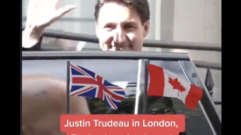 Trudeau in London Receiving Jeers and Boos