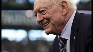 Cowboys' Jerry Jones 'blind referee' costume perpetuates 'harmful' stereotypes, organization says