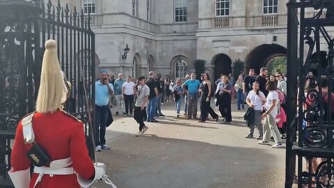 This tourist should look we're she is going #horseguardsparade