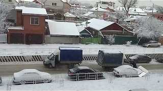 Russians Present To You An Original Way To Tow Trucks In Snow