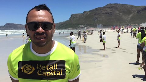 South Africa Cape Town - Calypso Cricket. (Video) (t5r)