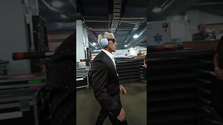 Charles Oliveira and Beneil Dariush have arrived for the UFC 289 co-main event! 🕶️