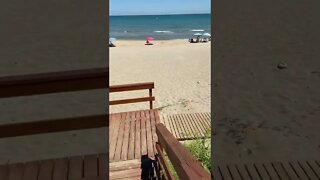 Se surpreenda com essa vista da Praia na Espanha l! #shorts #praia #ferias