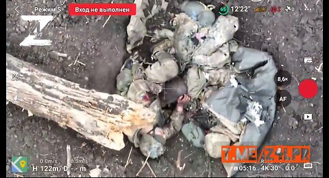 Graphicfootage of camouflaged Ukrainiansoldiers beingkilled by relentless drone attacks near Bakhmut