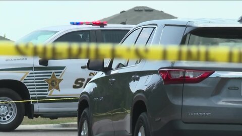 Dead body found burning in an open field in Ruskin, HCSO investigating