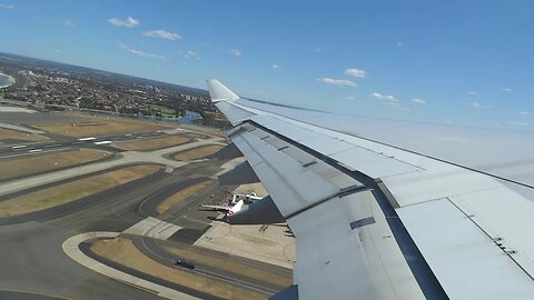 Qantas A330-200 takeoff at SYDNEY Airport | Lovely day!!