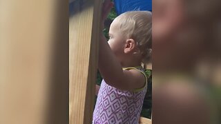 Cute Baby Girl is a Singing Star!