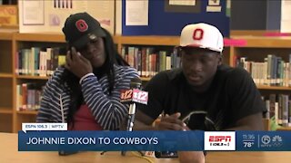 Johnnie Dixon signs with the Dallas Cowboys
