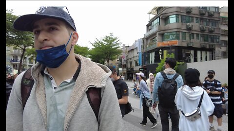 Alex from Russia speaks - protest Taipei May 2022