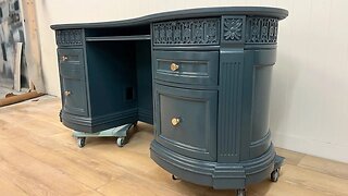 Furniture Refinishing - Hague Blue Lacquer - Getting a Good Finish with Lacquer