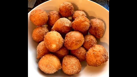 Mini doughnuts - make them at home super easy