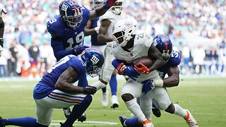 De'Von Achane and Tyreek Hill, Power Miami Dolphins to 31-16 Victory Over New York Giants