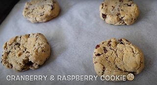 Eggless white chocolate raspberry cookies| Bakery style chewy cookies