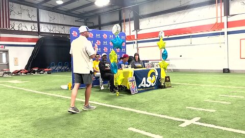 Bobcats' Jacob English Signs With Angelo State University