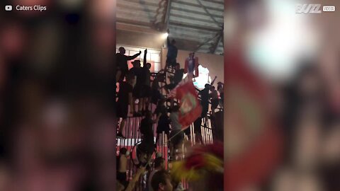 Les fans de Liverpool célèbrent la victoire