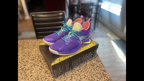 I’m a sneaker 👟 head series. PG 2 MM. Purple