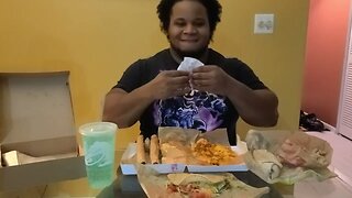 Taco Bell Grilled Nacho Fries and Rolled Chicken Mukbang