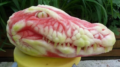 20 Masterful Watermelon Carvings