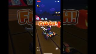 Mario Kart Tour - Waluigi (Vampire) Gameplay (Halloween Pipe 1 High-End Spotlight Driver)