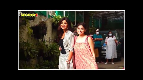 Shilpa Shetty & Shamita Shetty Snapped At Sunny Super Sound