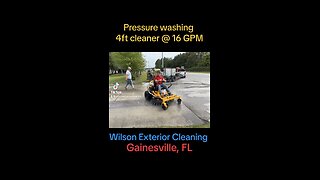 4 foot of concrete Pressure Washing at 16 GPM