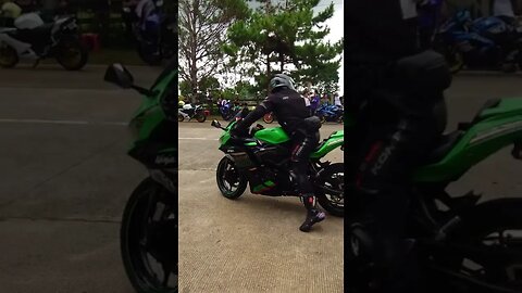 Ninja ZX25R 4 Cylinder Screaming!! 🔥😮 #ninjazx25r #shorts #250cc