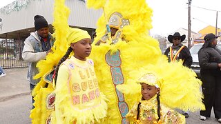 Authentic Mardi Gras Experience | New Orleans Mardi Gras Injuns (Indians) Take to the Streets