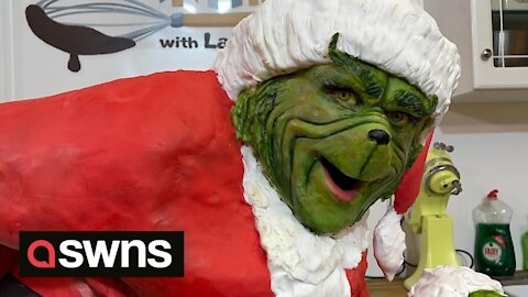 UK baker creates incredible giant cake of The Grinch