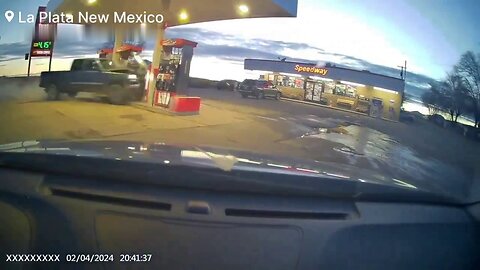 🚨#WATCH: Female Driver Crashes Truck into Gas Pump at Local Gas Station Lap lata | New Mexico