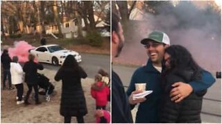Dad uses a Mustang to reveal baby gender to the family