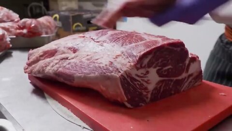 Amazing Steak Seared on 400 Degree Hot Iron Plate-6