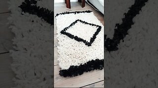 DIY COZY BOHO RUG #shorts #diyhomedecor #diyrug #bohodecor #handmaderug #crafttutorial #diyshorts