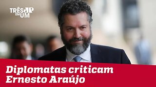 Diplomatas fazem manifesto contra Ernesto Araújo