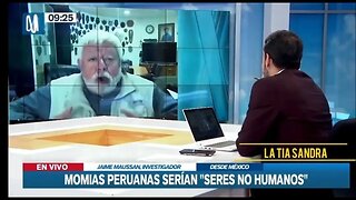 Jaime Maussan, who presented the"non-human" Alien corpses fights live with a Peruvian journalist