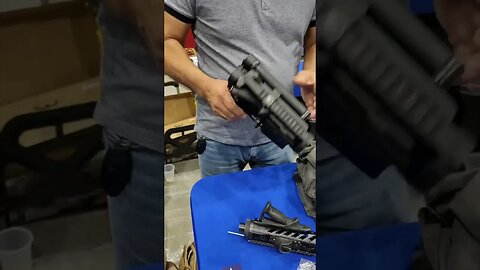 🔴 Conceal carry an AR-15! Coolest Folding AR-15 Ever!