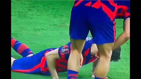 Christian Pulisic did the worm celebration