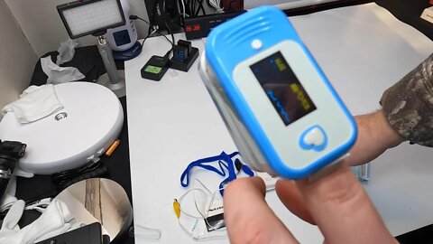 Pulse Oximeter, MED LINKET AM801 5 in 1 Oxygen Saturation Monitor Monitoring SpO2, Temperature