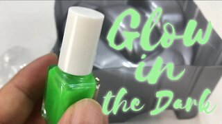 Does Glow In The Dark Nail Polish Really Work?