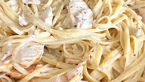 Low Calorie Chicken Alfredo with Linguine Noodles