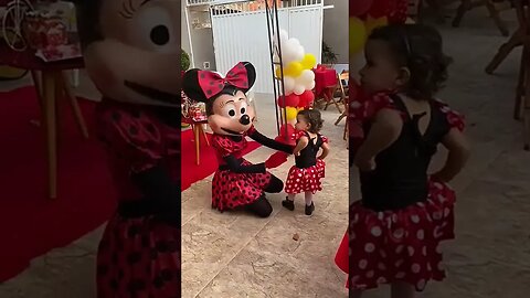 ALEGRIA DAS CRIANÇAS COM MINNIE MOUSE SUPER DIVERTIDAS EM FESTA DA ANIVERSÁRIO, LIKE