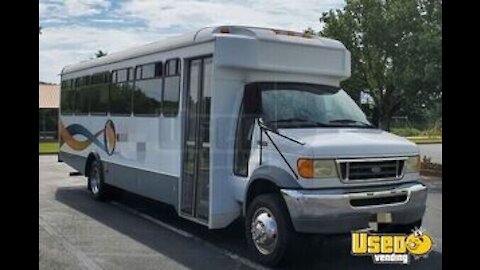 Used 2003 Ford E550 Diesel Shuttle Bus - 32 Passenger - For Sale in Alabama!