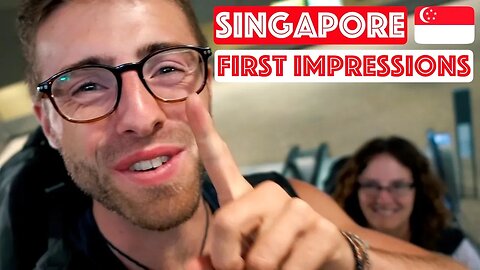 SINGAPORE: FIRST IMPRESSIONS (CAPSULE HOTEL DORM WITH MUM)