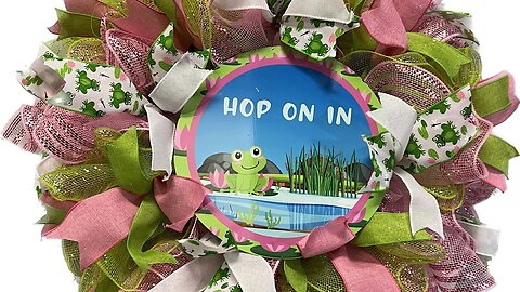 Frog Spring/Summer Deco Mesh Wreath |Hard Working Mom |How to