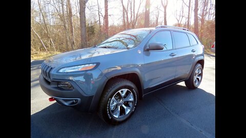 2014 Jeep Cherokee Trailhawk 4X4 (V6 and 4 Cyl) Start Up, Exhaust, and In Depth Review