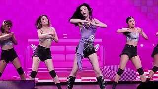 ITZY in Sugarland song Bloodline (Ariana Grande cover) (Chaeryeong solo)