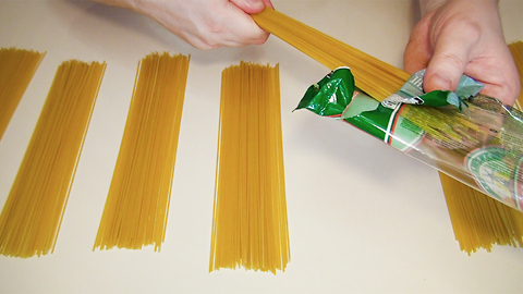 Kitchen hack: How to measure one portion of spaghetti